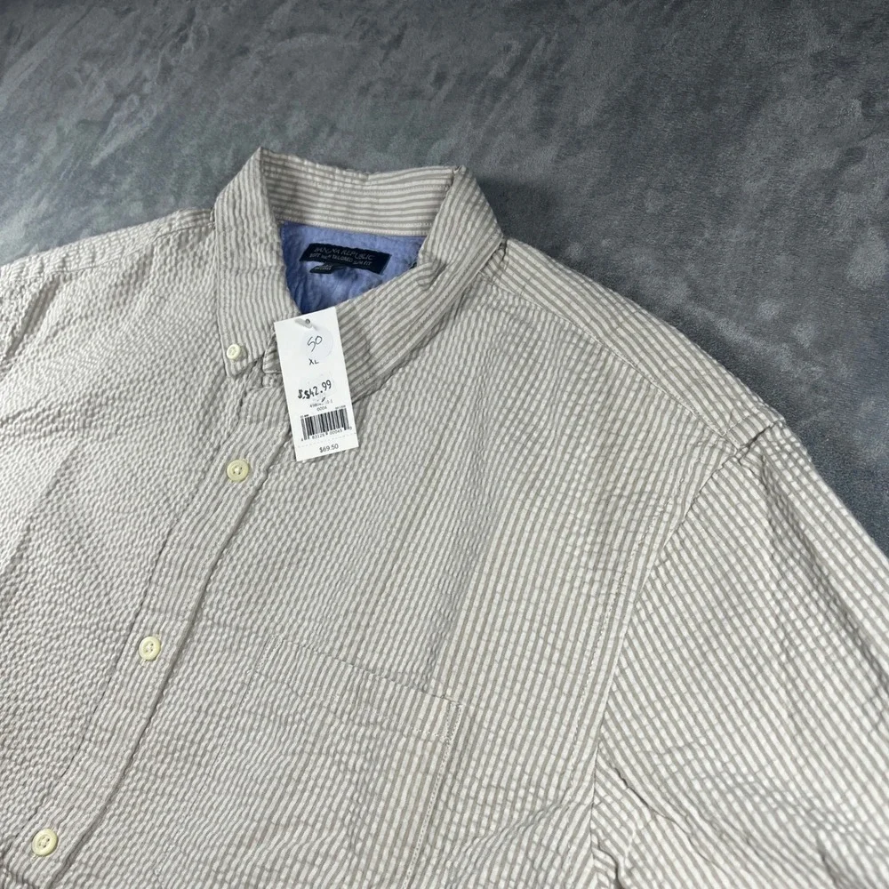 Banana Republic Mens XL Seersucker Shirt Tan White Stripe Tailored Slim Fit‎ NWT
